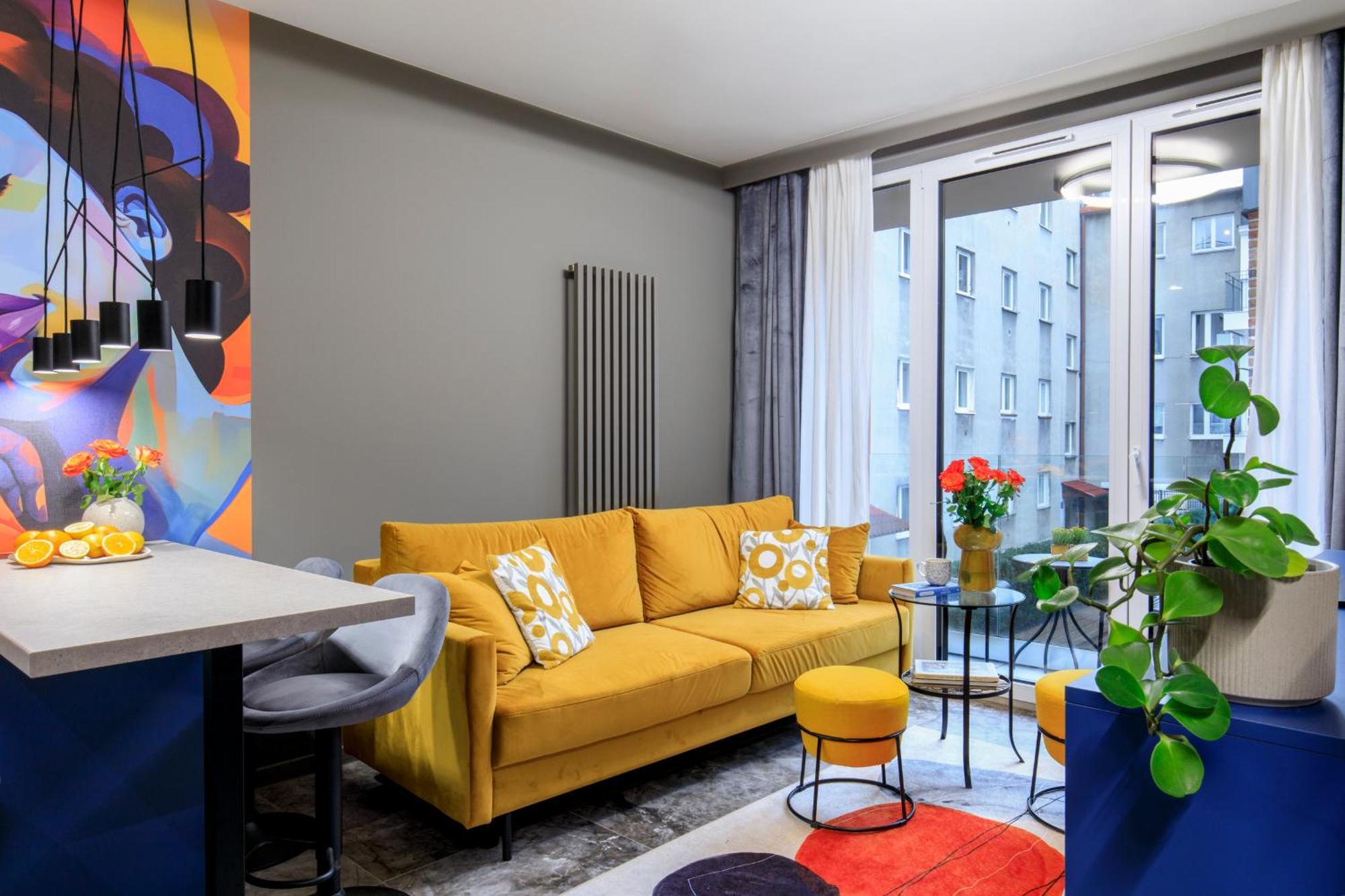 One-Bedroom Apartment