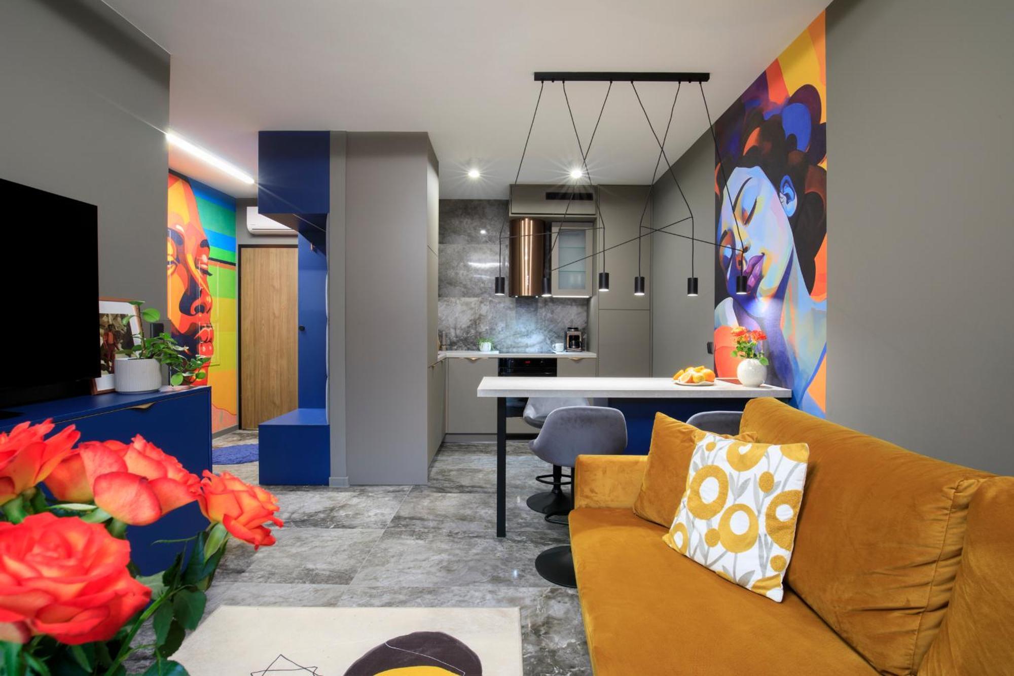 One-Bedroom Apartment